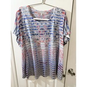 Ladies Avenue Plus Size Top 26/28 Light Weight Summer Top